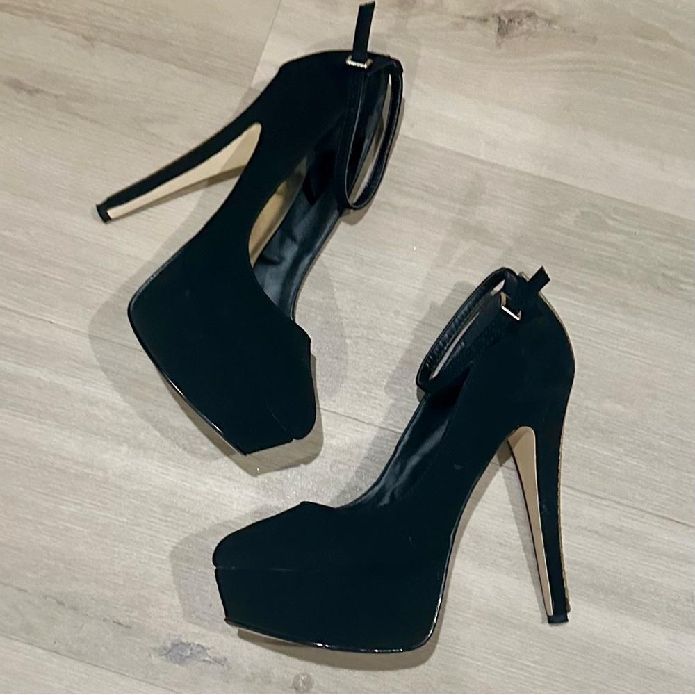 Anne Michelle Black Stiletto Heels